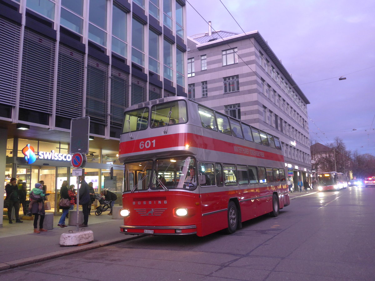 (212'677) - WV Winterthur - Nr. 601/ZH 203'738 - Bssing (ex Nr. 201; ex Amt fr Luftverkehr, Zrich Nr. 47; ex Swissair, Zrich Nr. 23) am 7. Dezember 2019 in Winterthur, Schmidgasse