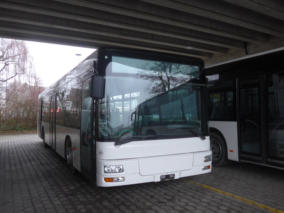 (213'013) - Interbus, Yverdon - Nr. 61 - MAN (ex transN, La Chaux-de-Fonds; ex TN Neuchtel) am 22. Dezember 2019 in Kerzers, Murtenstrasse