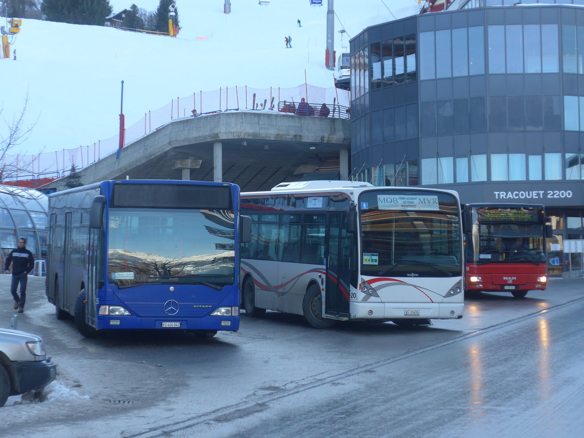 (213'350) - Lathion, Sion - Nr. 25/VS 404'042 - Mercedes (ex VZO Gr�ningen Nr. 14) am 4. Januar 2020 in Haute-Nendaz, T�l�cabine