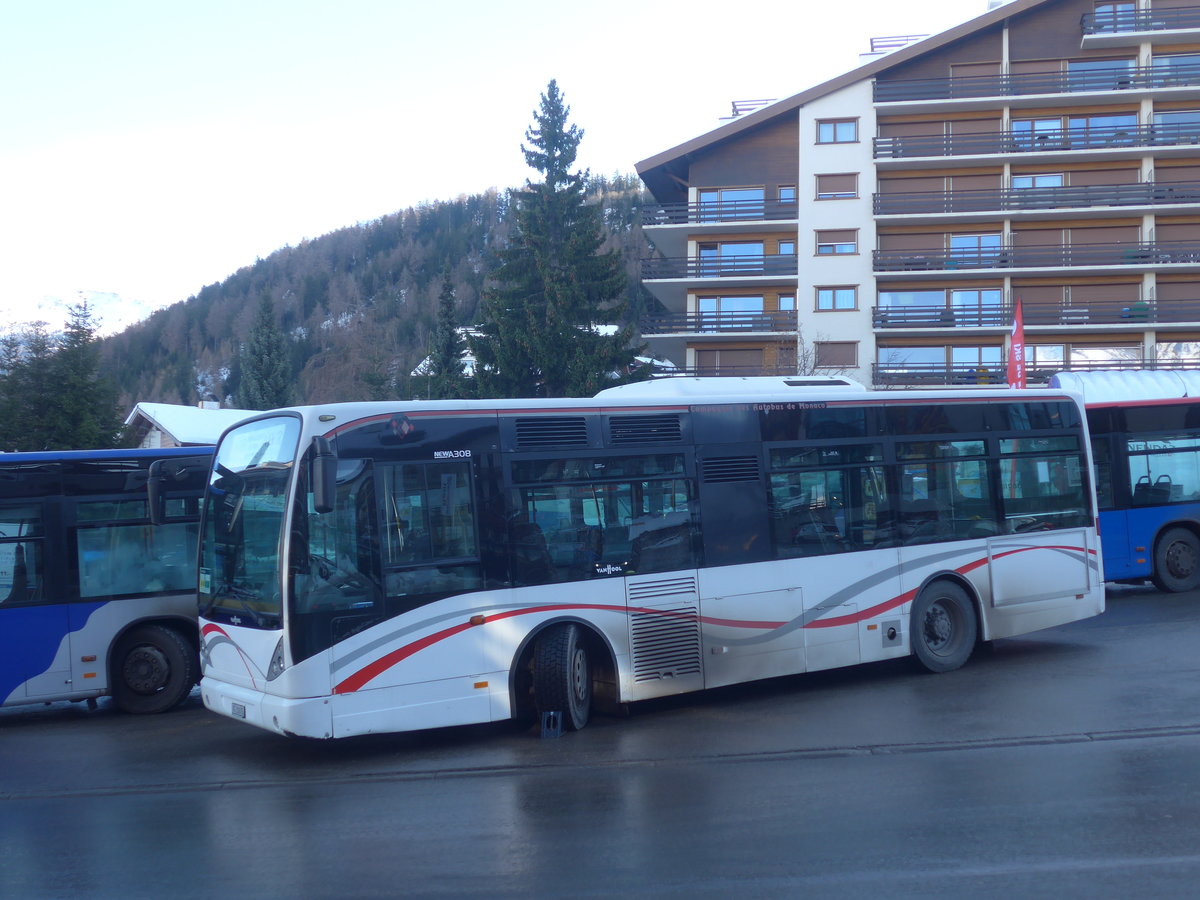(213'353) - Lathion, Sion - Nr. 20/VS 31'615 - Van Hool (ex CAM Monaco/MC) am 4. Januar 2020 in Haute-Nendaz, T�l�cabine