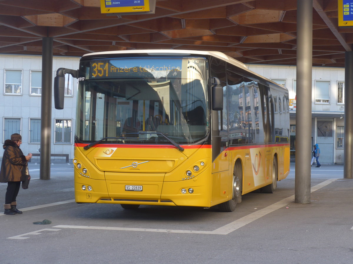 (214'825) - Buchard, Leytron - Nr. 260/VS 22'839 - Volvo am 22. Februar 2020 beim Bahnhof Sion