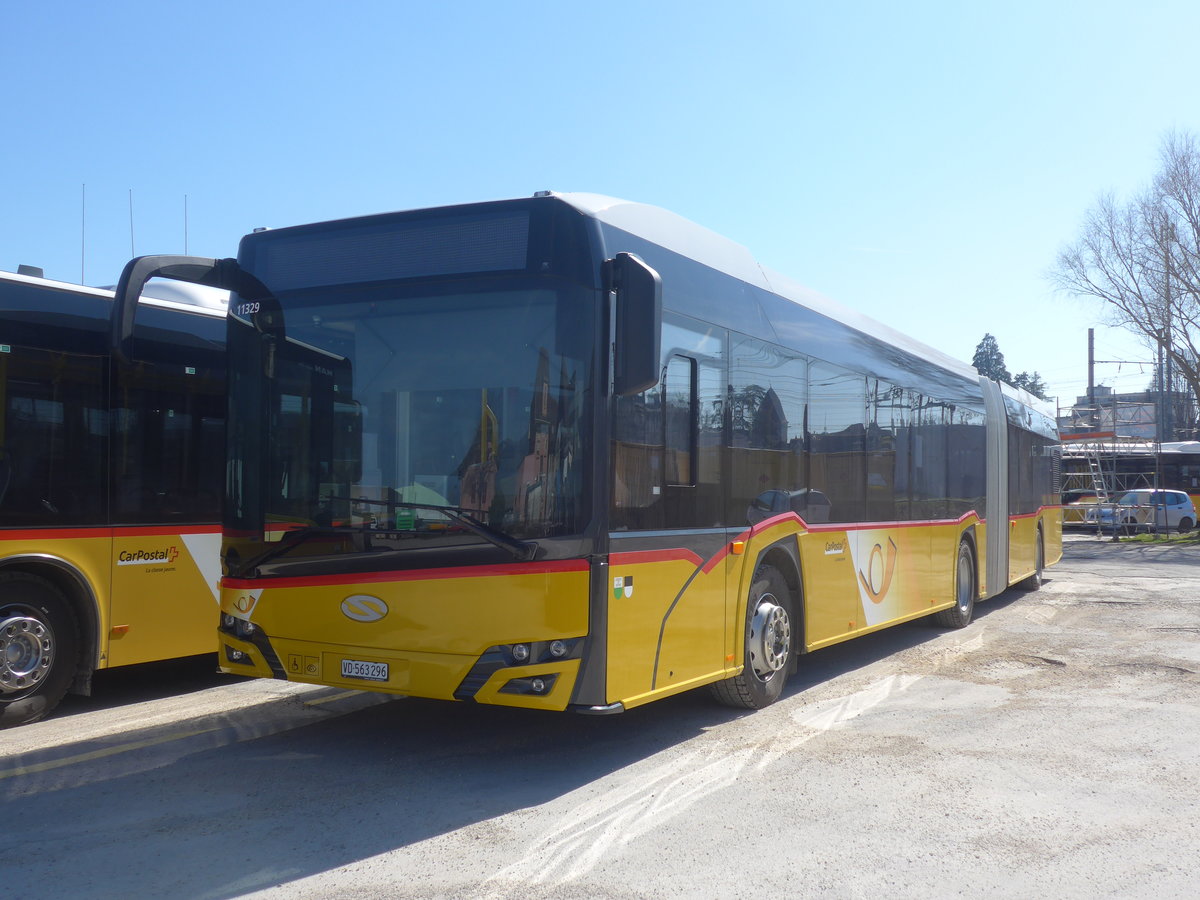 (215'221) - CarPostal Ouest - VD 563'296 - Solaris am 15. M�rz 2020 in Yverdon, Garage