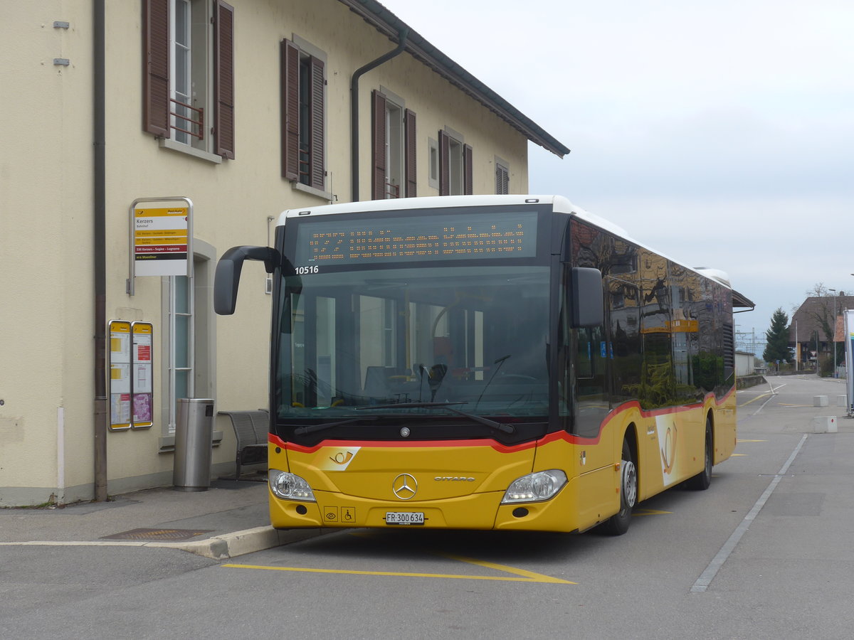 (215'453) - Wieland, Murten - FR 300'634 - Mercedes am 22. M�rz 2020 beim Bahnhof Kerzers