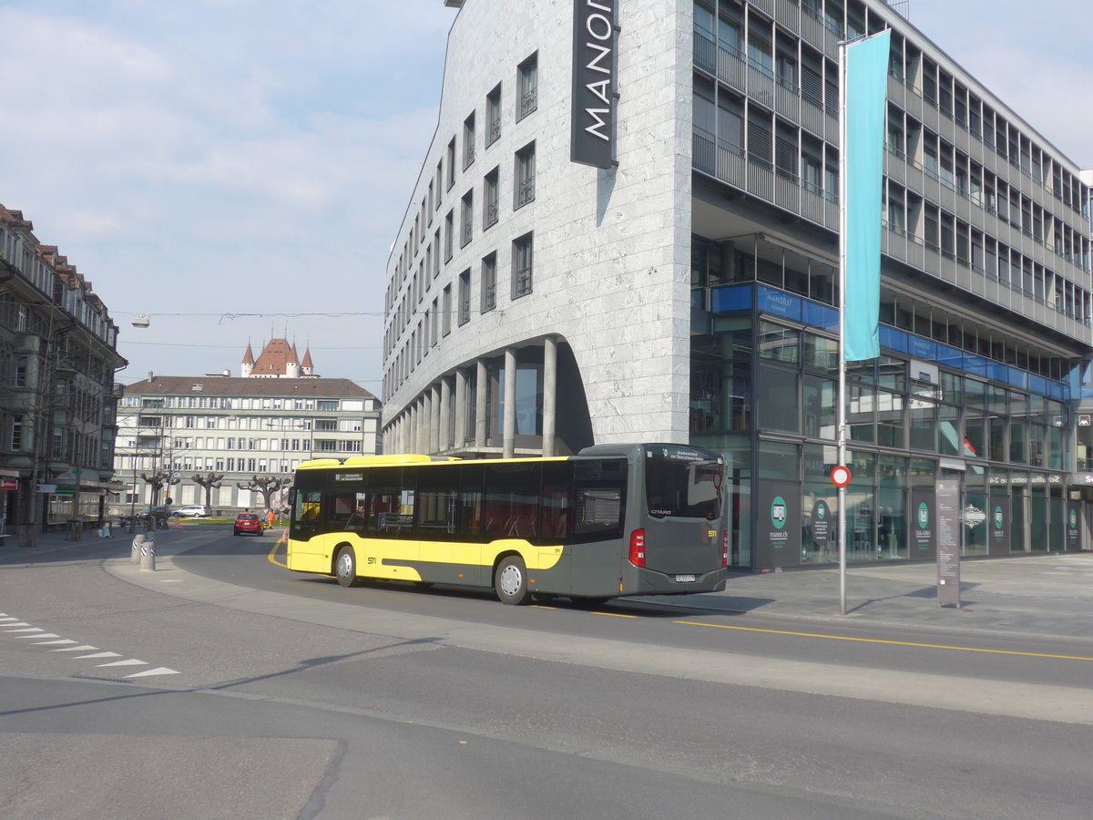 (215'566) - STI Thun - Nr. 407/BE 838'407 - Mercedes am 26. M�rz 2020 beim Bahnhof Thun