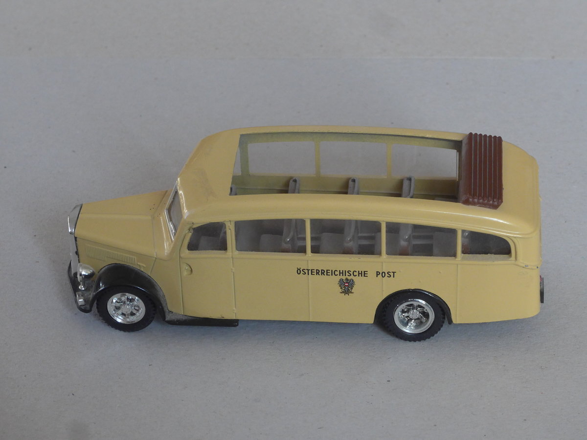 (215'932) - Aus Oesterreich: �sterreichische Post - Saurer am 7. April 2020 in Thun (Modell)