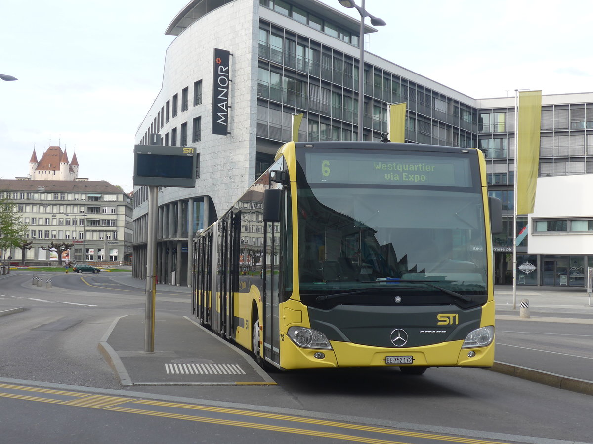 (216'197) - STI Thun - Nr. 172/BE 752'172 - Mercedes am 17. April 2020 beim Bahnhof Thun