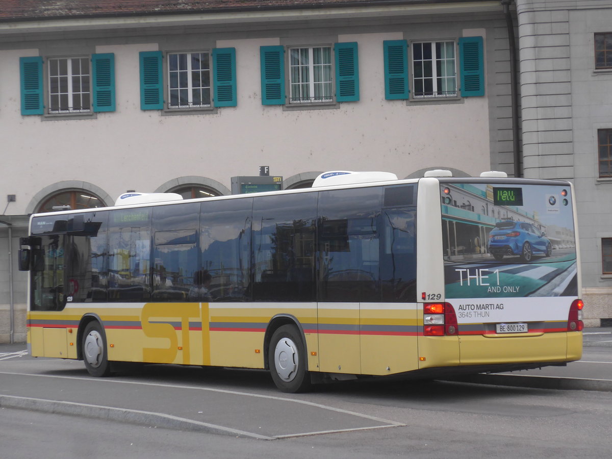 (217'017) - STI Thun - Nr. 129/BE 800'129 - MAN am 10. Mai 2020 beim Bahnhof Thun