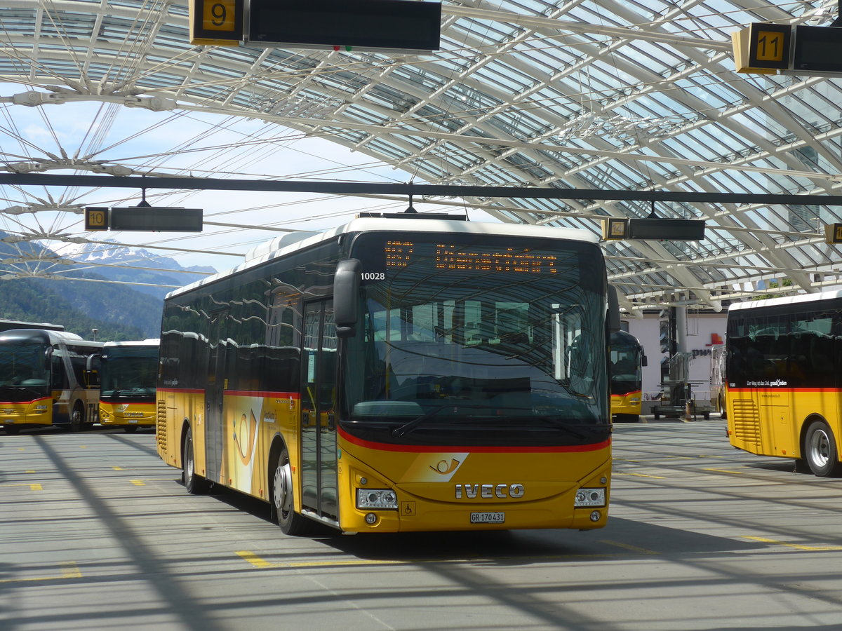 (217'206) - PostAuto Graub�nden - GR 170'431 - Iveco am 23. Mai 2020 in Chur, Postautostation