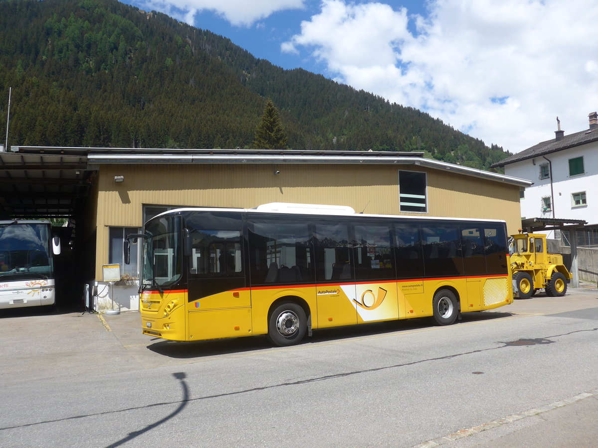 (217'590) - Marchetti, Airolo - TI 190'949 - Volvo am 1. Juni 2020 in Airolo, Garage