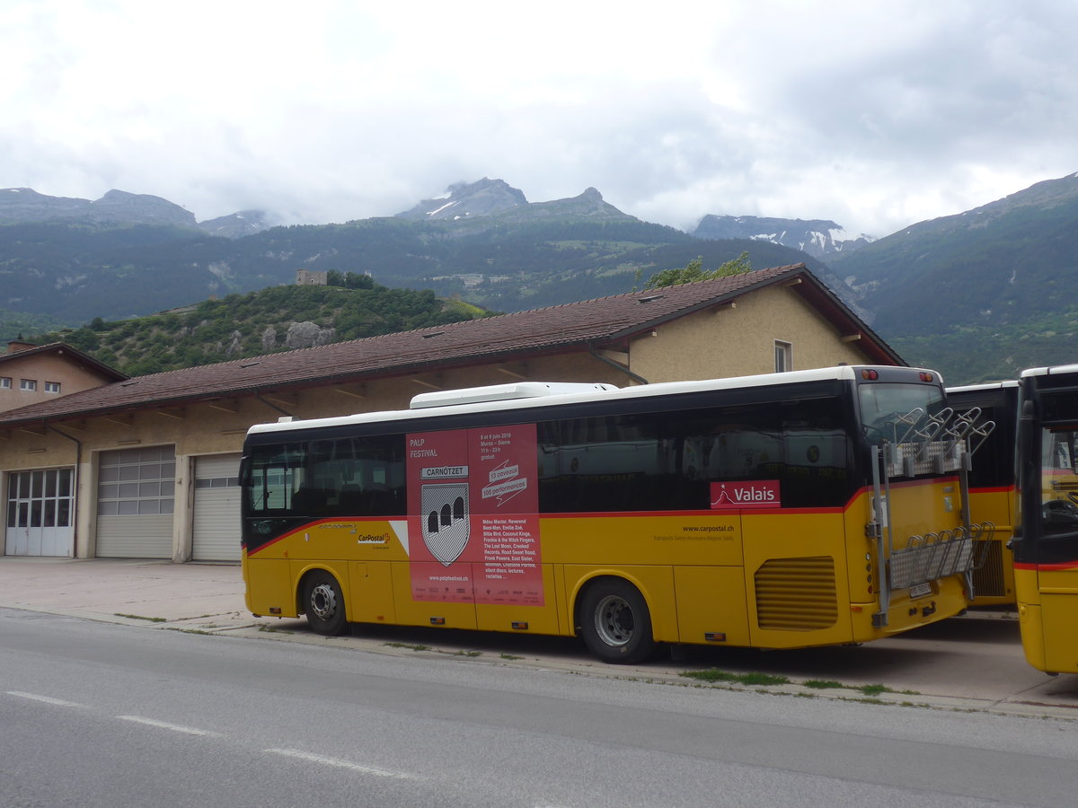 (217'916) - TSAR, Sierre - VS 76'245 - Irisbus am 13. Juni 2020 in Sierre, Garage