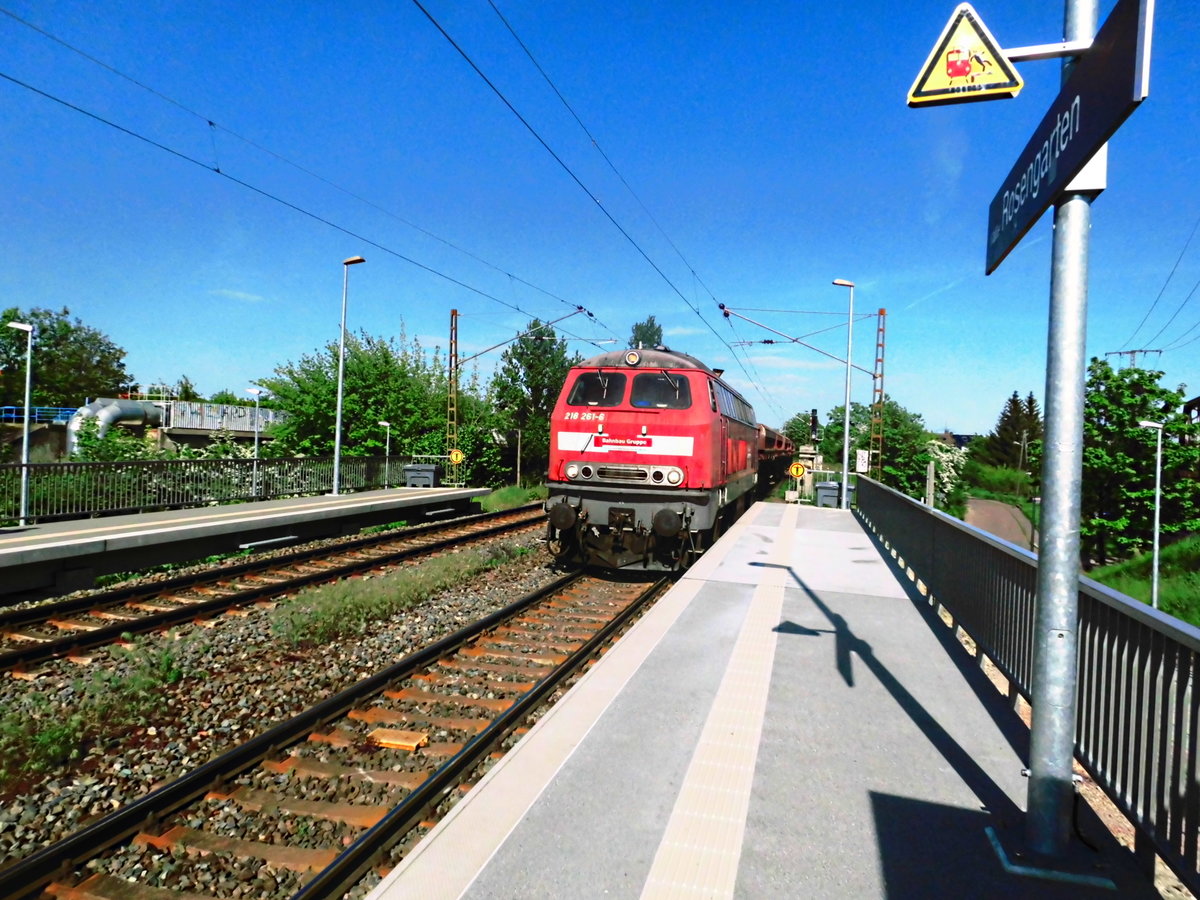 218 261 durchf�hrt den Bahnhof Halle-Rosengarten am 15.5.17