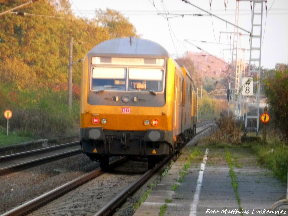 218 392 mit dem Messzug in Leipzig-Thekla am 31.10.16