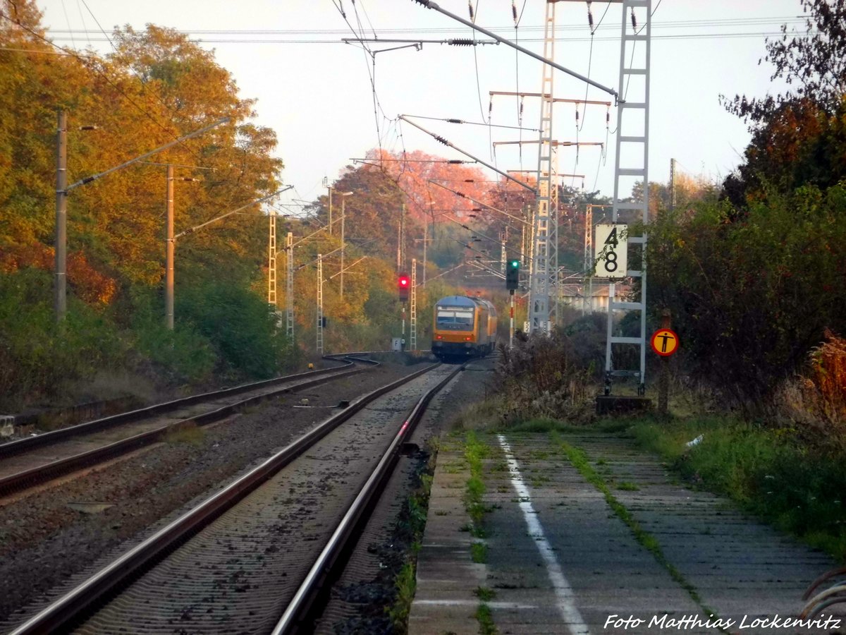 218 392 mit dem Messzug in Leipzig-Thekla am 31.10.16