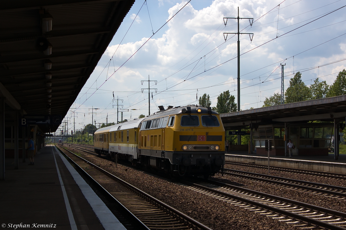 218 477-8 DB Netz AG mit einem Messzug, bei der Durchfahrt in Berlin-Schnefeld Flughafen und fuhr in Richtung Grnauer Kreuz weiter. 20.05.2014