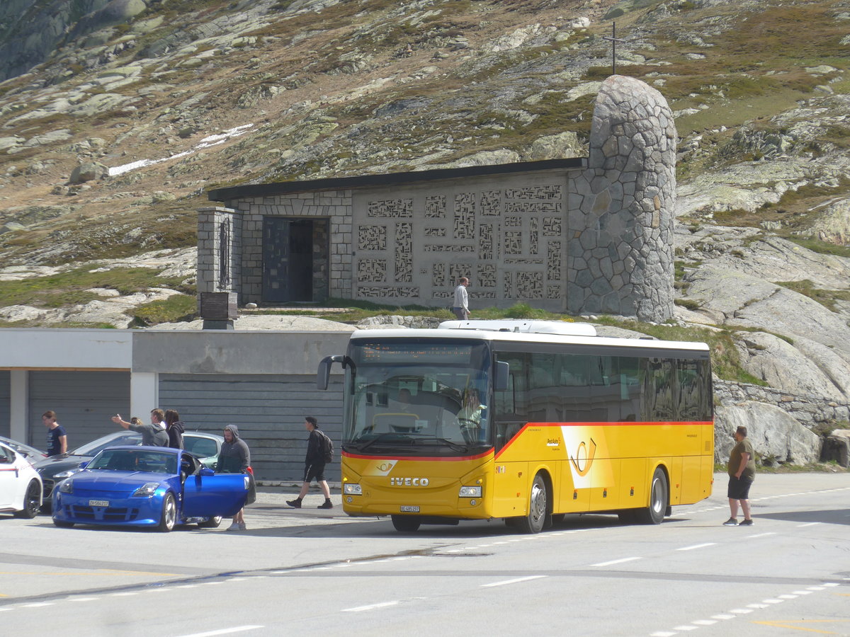 (218'082) - PostAuto Bern - BE 485'297 - Iveco am 21. Juni 2020 in Grimsel, Passh�he