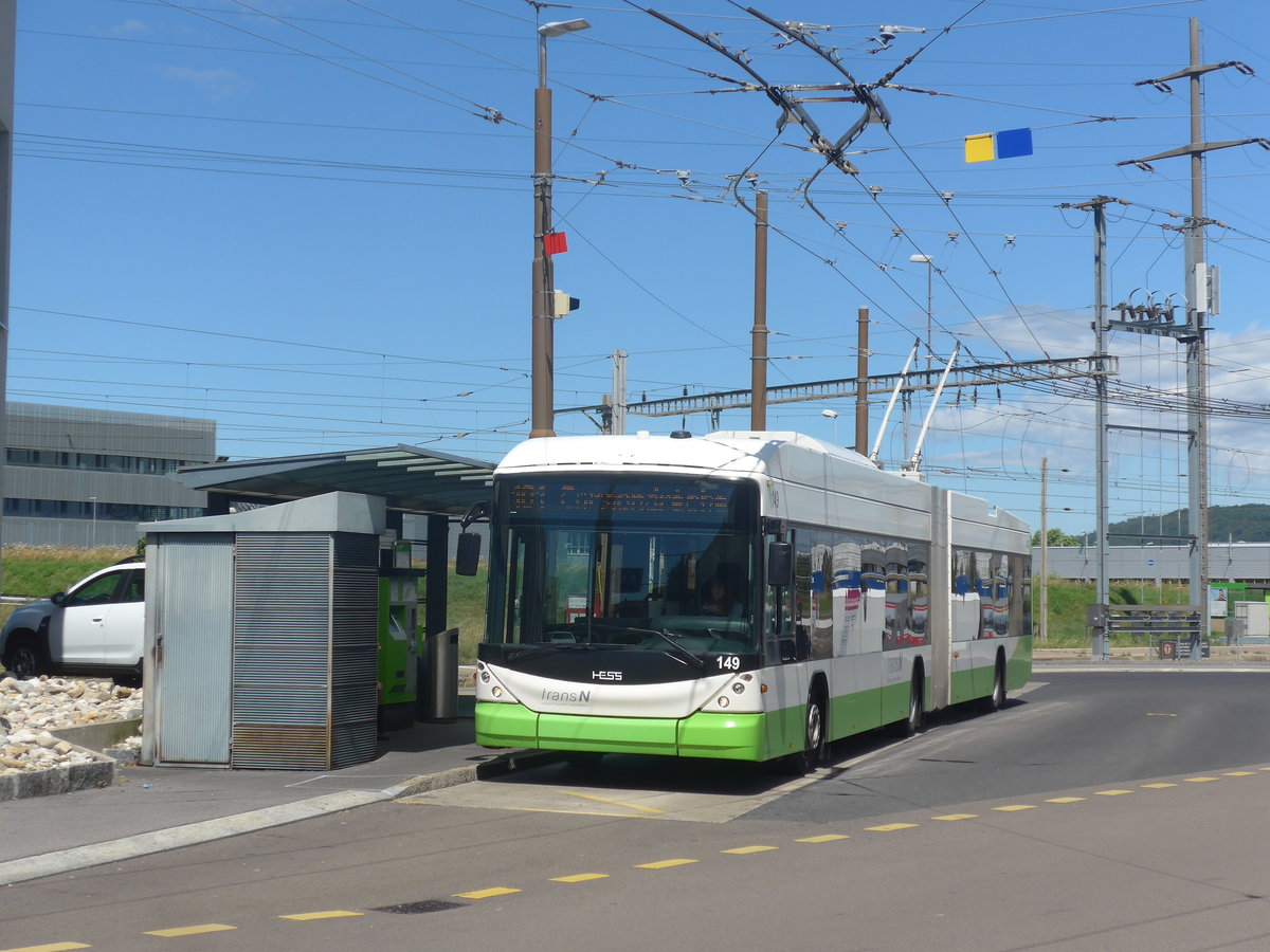 (218'561) - transN, La Chaux-de-Fonds - Nr. 149 - Hess/Hess Gelenktrolleybus (ex TN Neuch�tel Nr. 149) am 6. Juli 2020 beim Bahnhof Marin-�pagnier