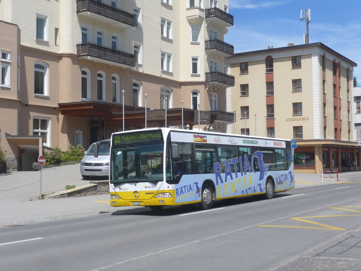 (218'933) - VBD Davos - Nr. 4/GR 51'225 - Mercedes am 20. Juli 2020 beim Bahnhof Davos Dorf