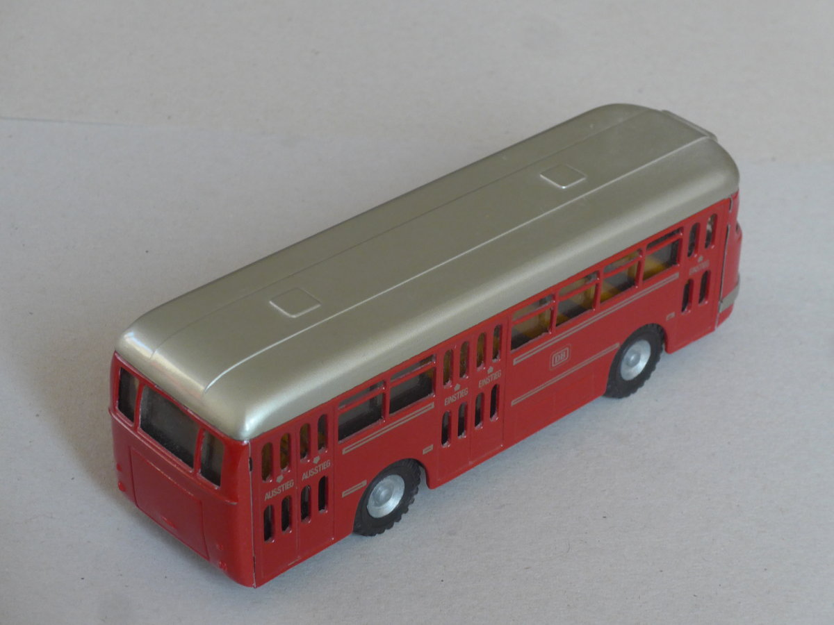 (219'255) - Aus Deutschland: Deutsche Bundesbahn - B�ssing am 1. August 2020 in Thun (Modell)