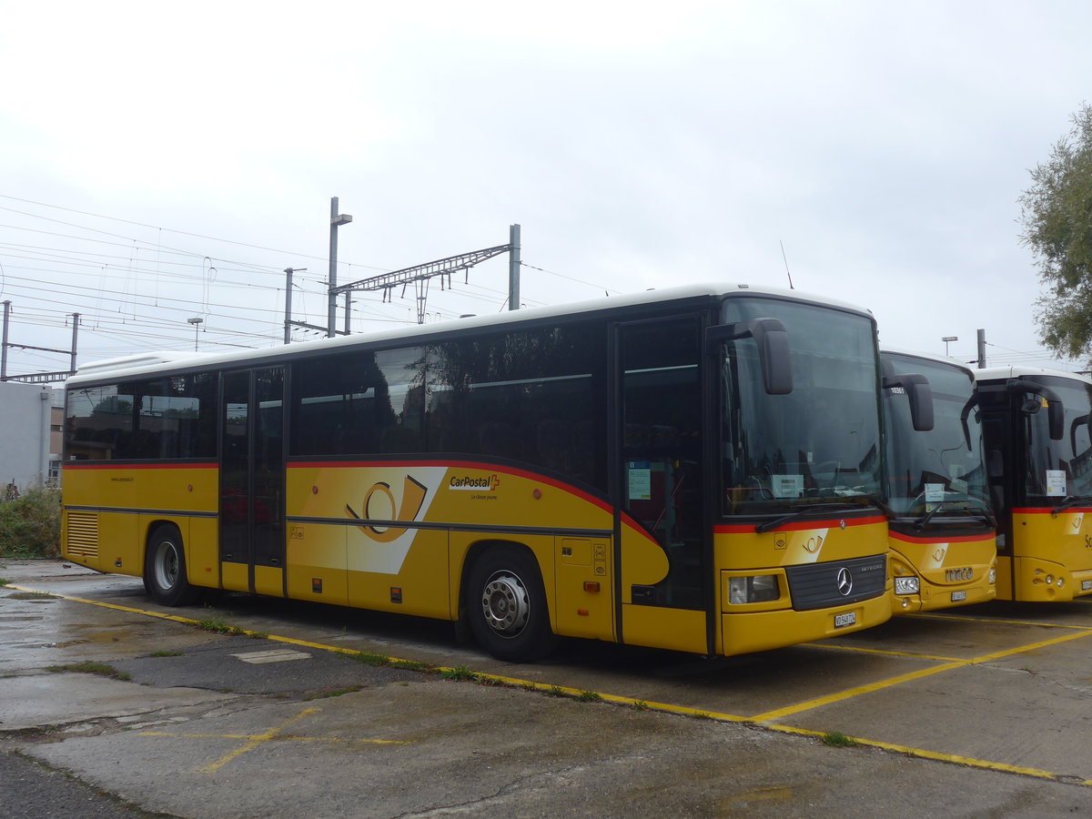 (220'295) - CarPostal Ouest - VD 548'724 - Mercedes am 30. August 2020 in Yverdon, Garage