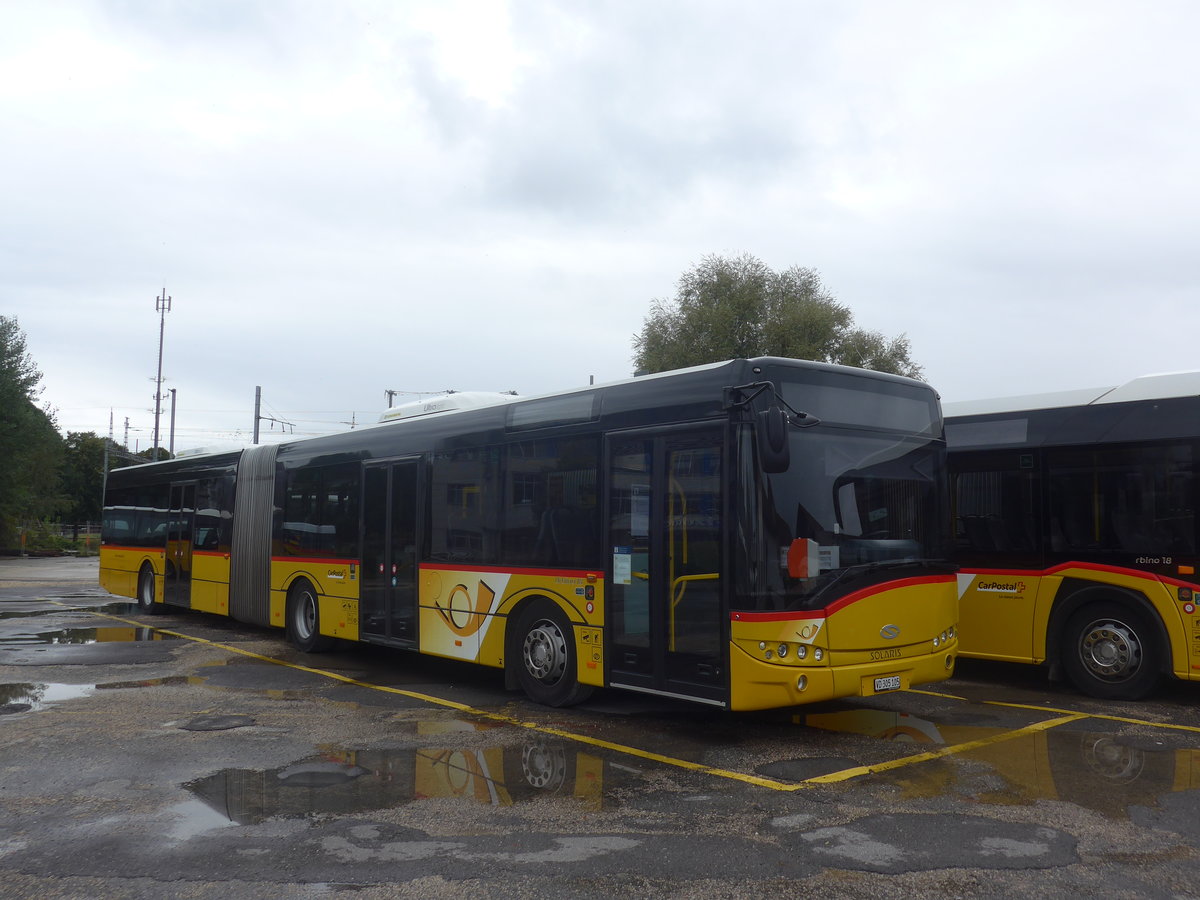 (220'309) - CarPostal Ouest - VD 305'105 - Solaris am 30. August 2020 in Yverdon, Garage