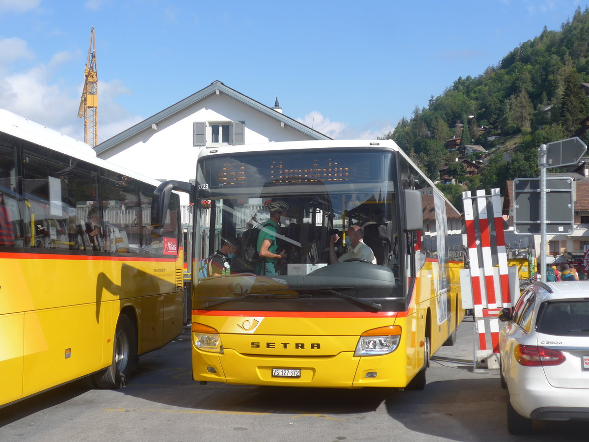 (220'468) - TSAR, Sierre - VS 127'372 - Setra am 6. September 2020 in Vissoie, Post