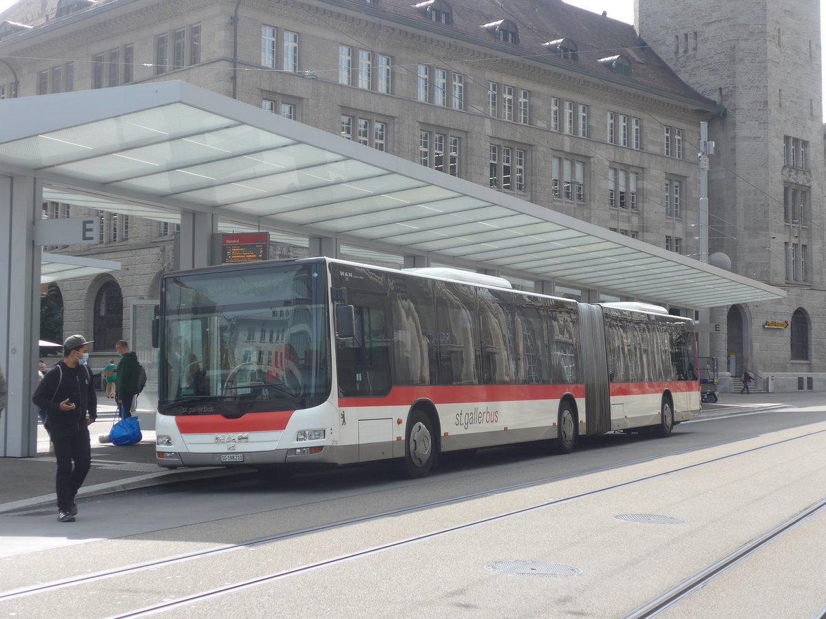 (221'239) - St. Gallerbus, St. Gallen - Nr. 210/SG 198'210 - MAN am 24. September 2020 beim Bahnhof St. Gallen