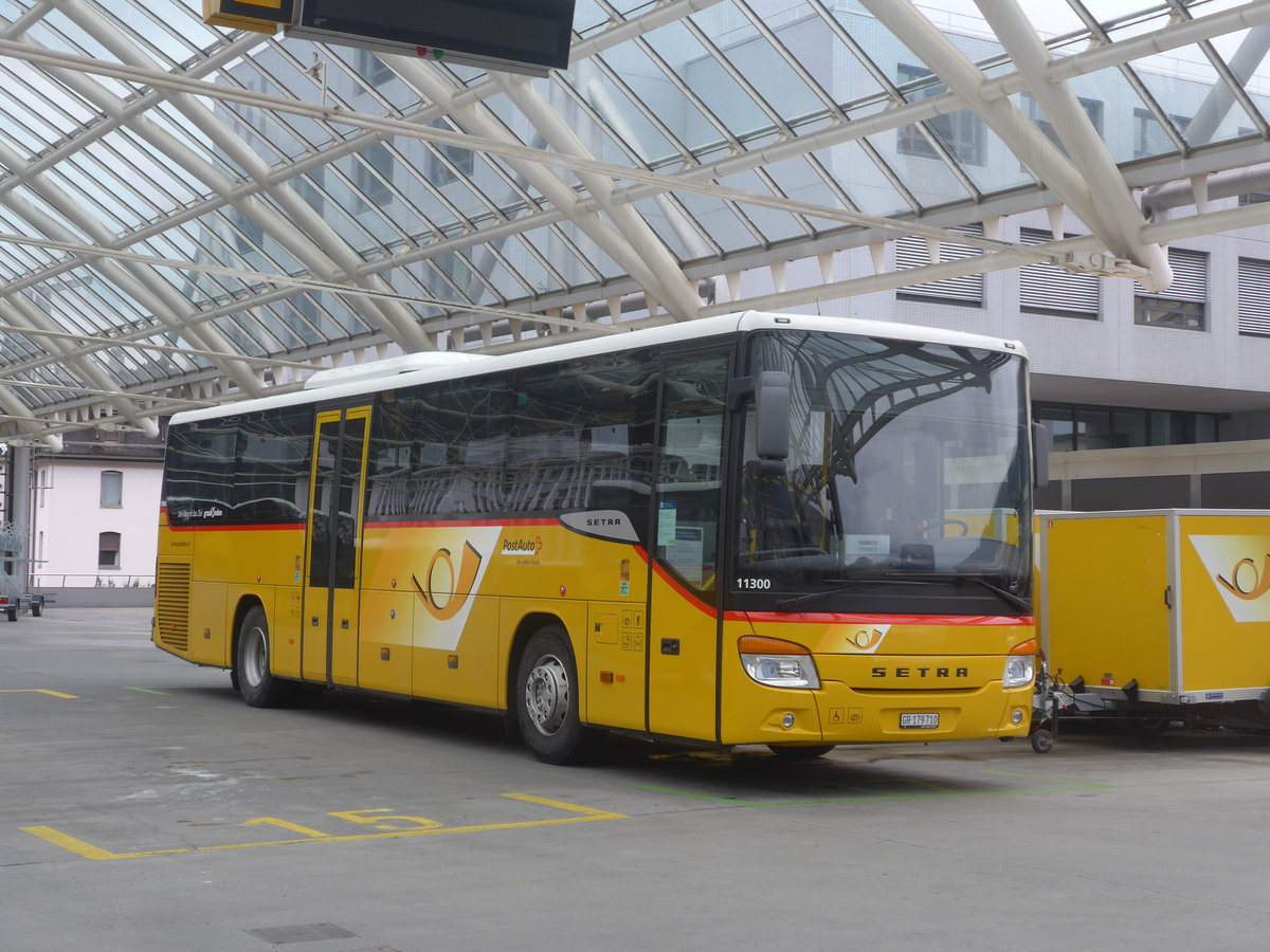 (221'434) - PostAuto Graub�nden - GR 179'710 - Setra am 26. September 2020 in Chur, Postautostation
