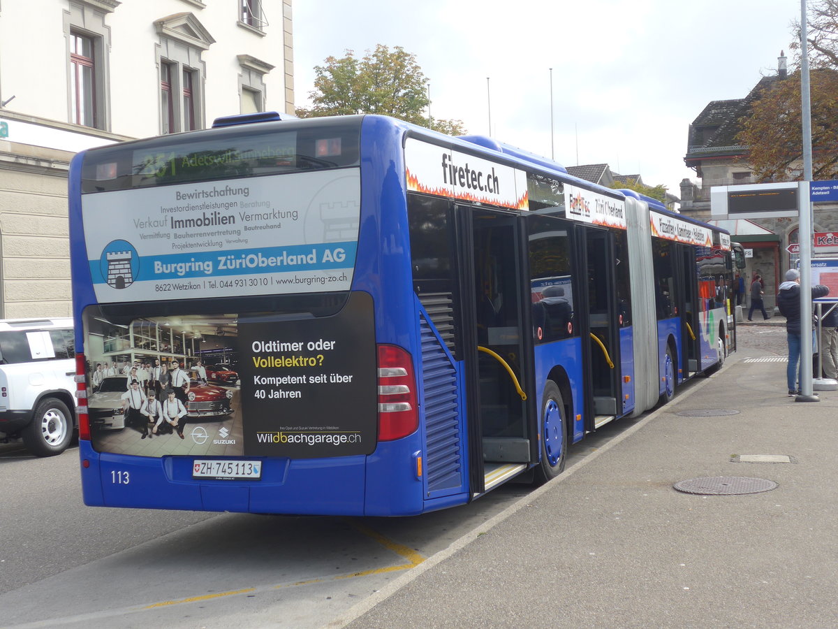 (222'005) - VZO Gr�ningen - Nr. 113/ZH 745'113 - Mercedes am 18. Oktober 2020 beim Bahnhof Wetzikon