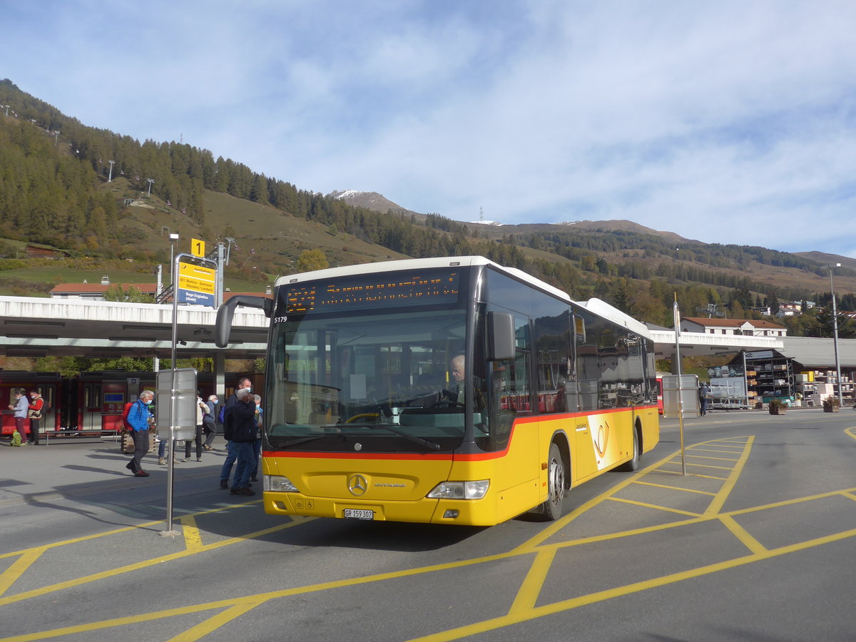 (222'137) - PostAuto Graub�nden - GR 159'302 - Mercedes am 20. Oktober 2020 beim Bahnhof Scuol-Tarasp