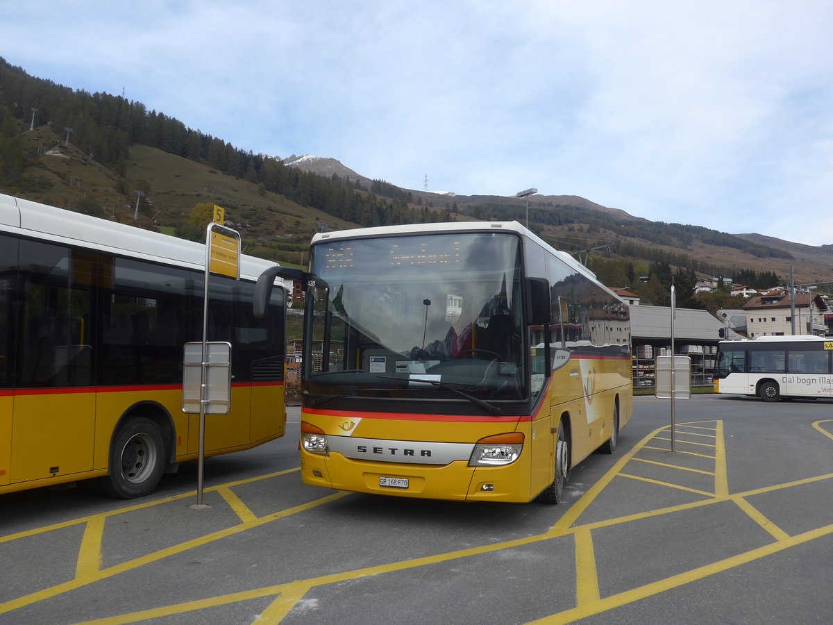 (222'154) - PostAuto Graub�nden - GR 168'870 - Setra (ex Heim, Flums) am 20. Oktober 2020 beim Bahnhof Scuol-Tarasp