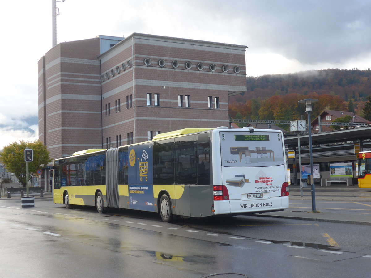 (222'581) - STI Thun - Nr. 141/BE 801'141 - MAN am 24. Oktober 2020 beim Bahnhof Spiez