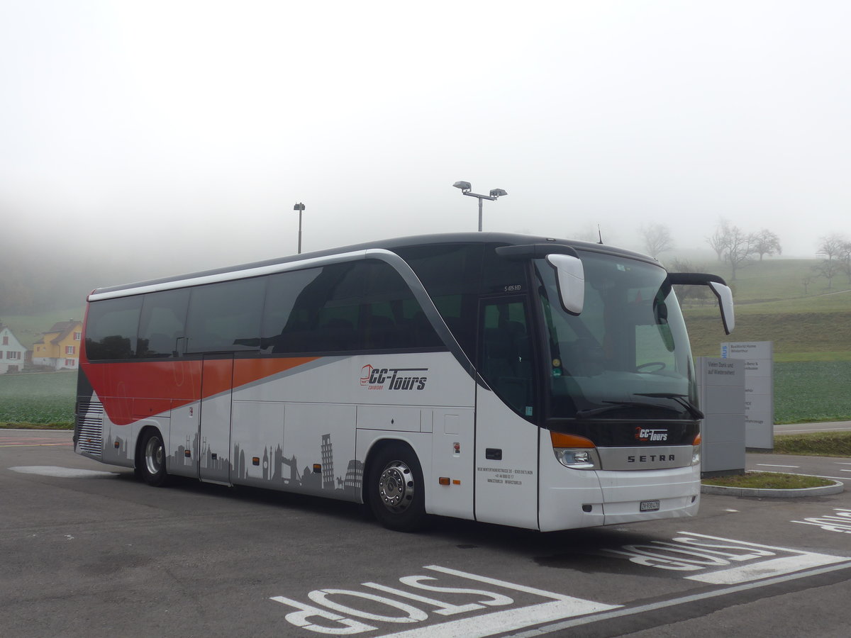 (222'671) - CC-Tours, Dietlikon - ZH 930'470 - Setra am 25. Oktober 2020 in Winterthur, EvoBus