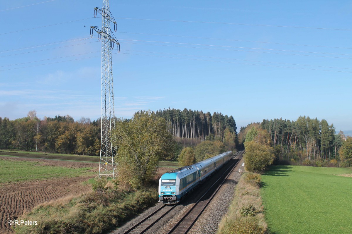 223 064 mit dem ALX84113 Hof - München kurz hinter Marktredwitz. 19.10.14