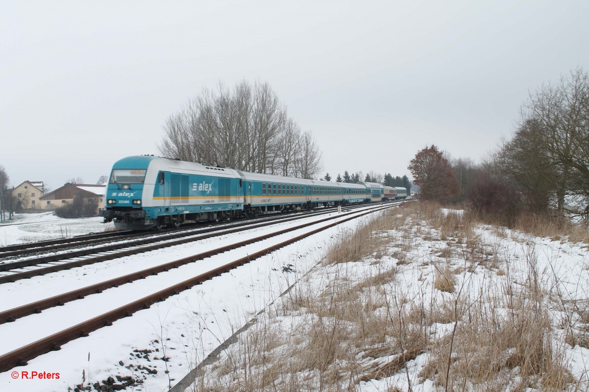 223 065 mit dem ALX84105 Hof - München bei Schönfeld. 02.02.14