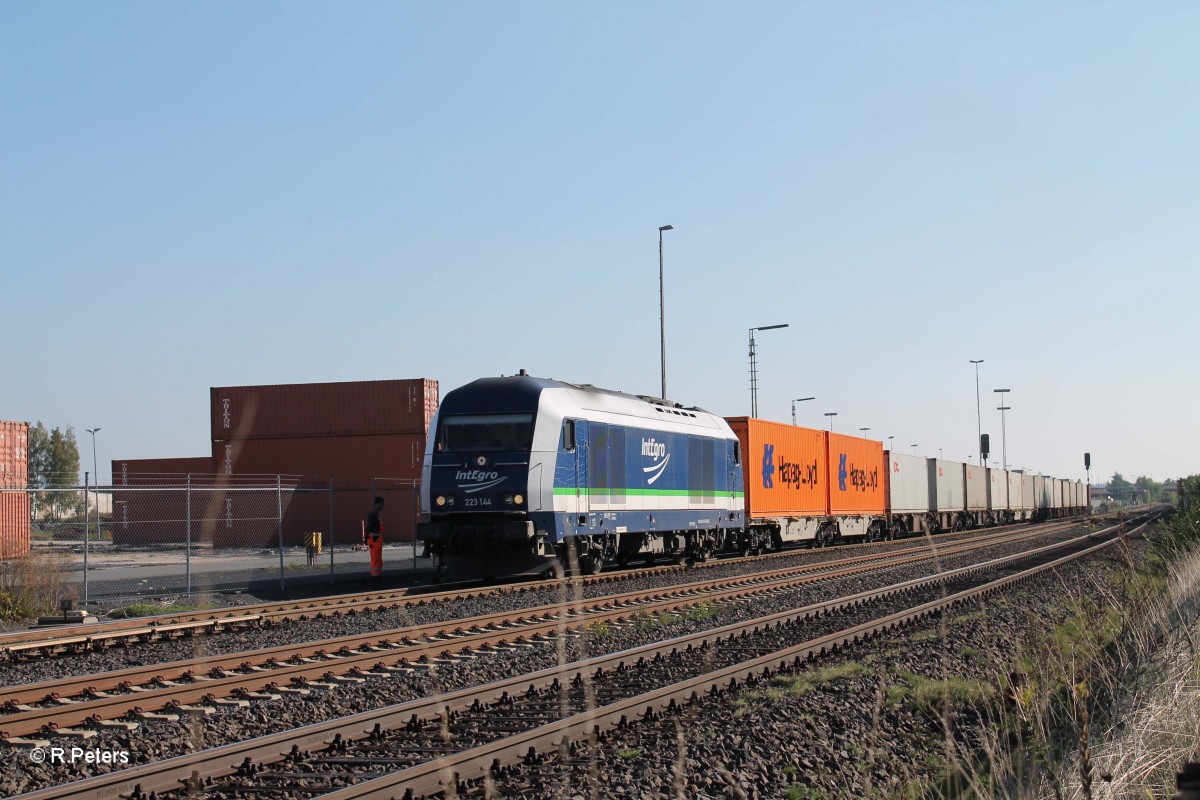 223 144 mit dem zweiten Container teil