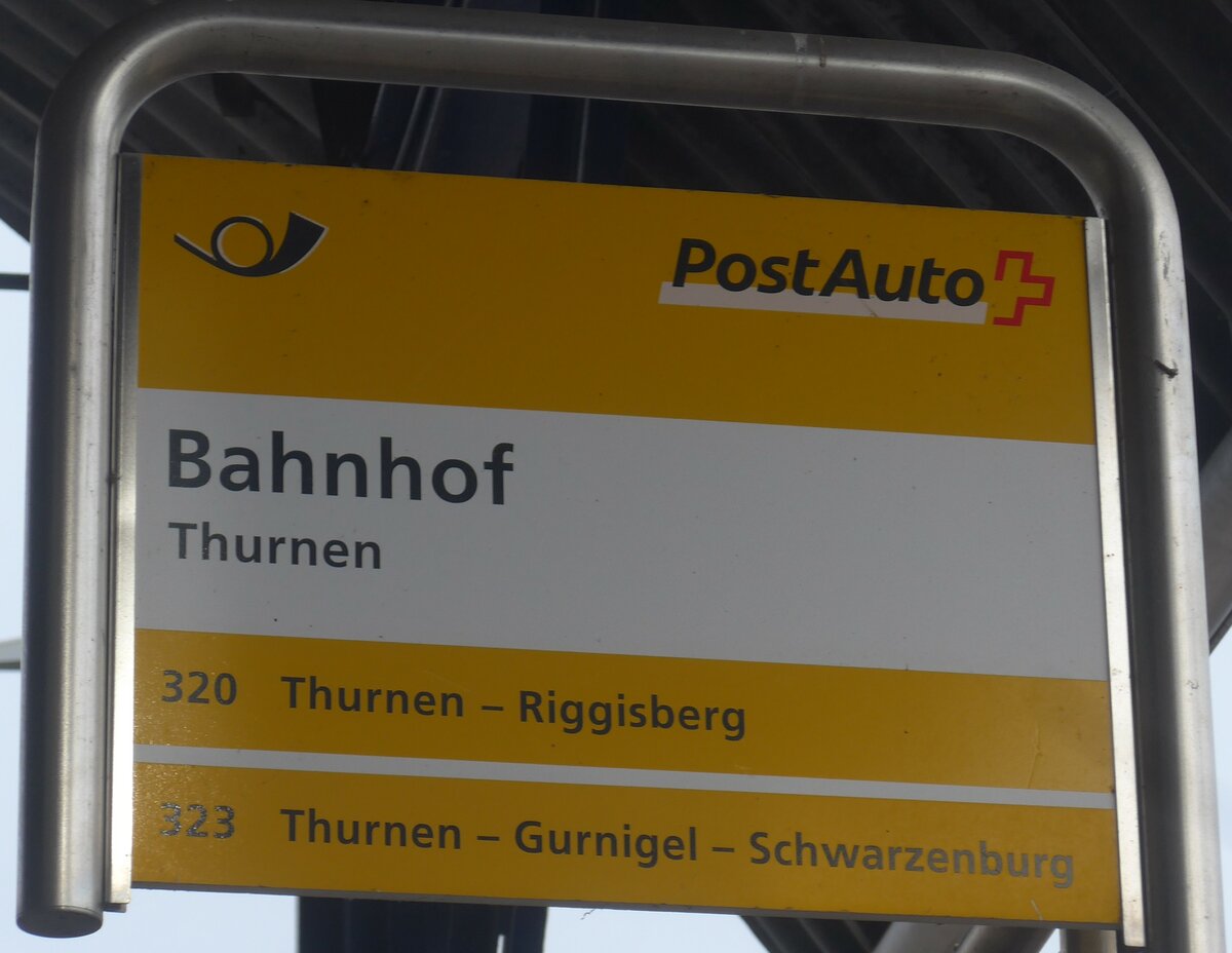 (223'052) - PostAuto-Haltestellenschild - Thurnen, Bahnhof - am 20. Dezember 2020