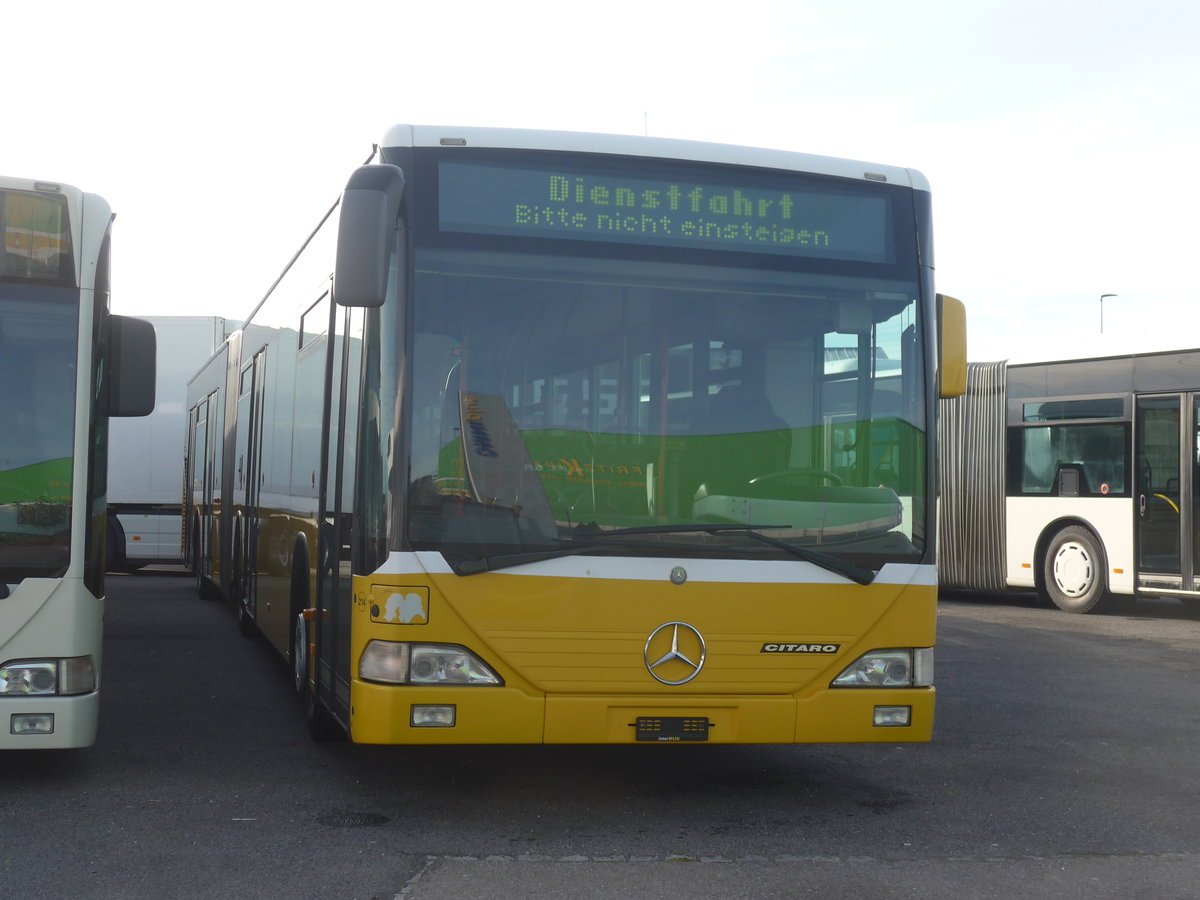 (223'098) - Interbus, Yverdon - Nr. 214 - Mercedes (ex BVB Basel Nr. 793; ex ASN Stadel Nr. 183) am 26. Dezember 2020 in Kerzers, Interbus