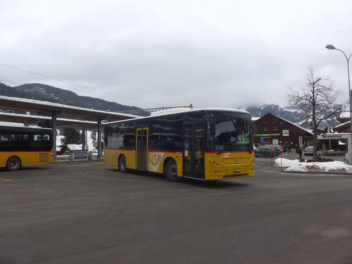 (223'441) - Kbli, Gstaad - BE 403'014 - Volvo am 7. Februar 2021 beim Bahnhof Gstaad