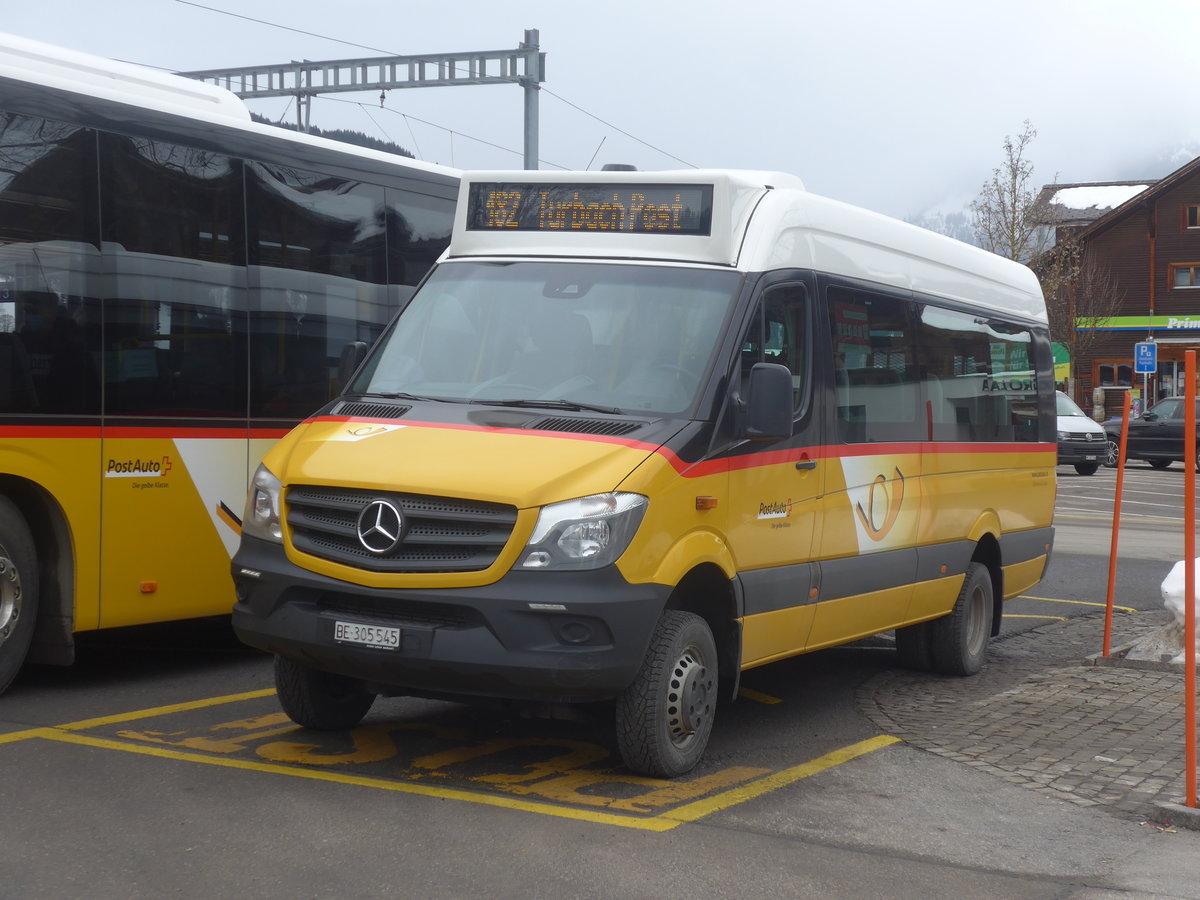 (223'455) - K�bli, Gstaad - BE 305'545 - Mercedes am 7. Februar 2021 beim Bahnhof Gstaad