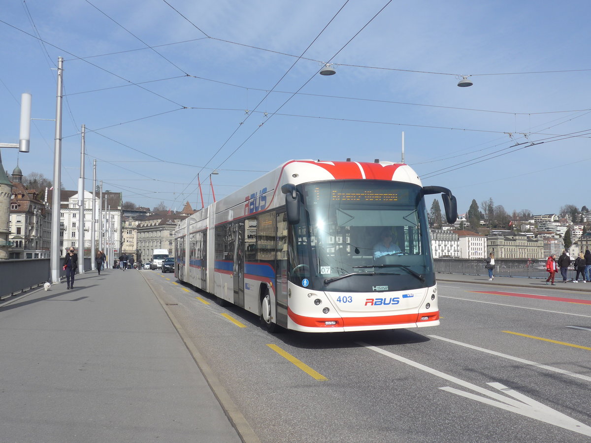 (223'807) - VBL Luzern - Nr. 403 - Hess/Hess Doppelgelenktrolleybus am 26. Februar 2021 in Luzern, Bahnhofbr�cke