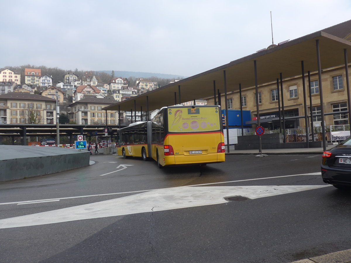(224'003) - PostAuto Bern - Nr. 662/NE 165'363 - MAN (ex BE 610'549) am 7. M�rz 2021 beim Bahnhof Neuch�tel