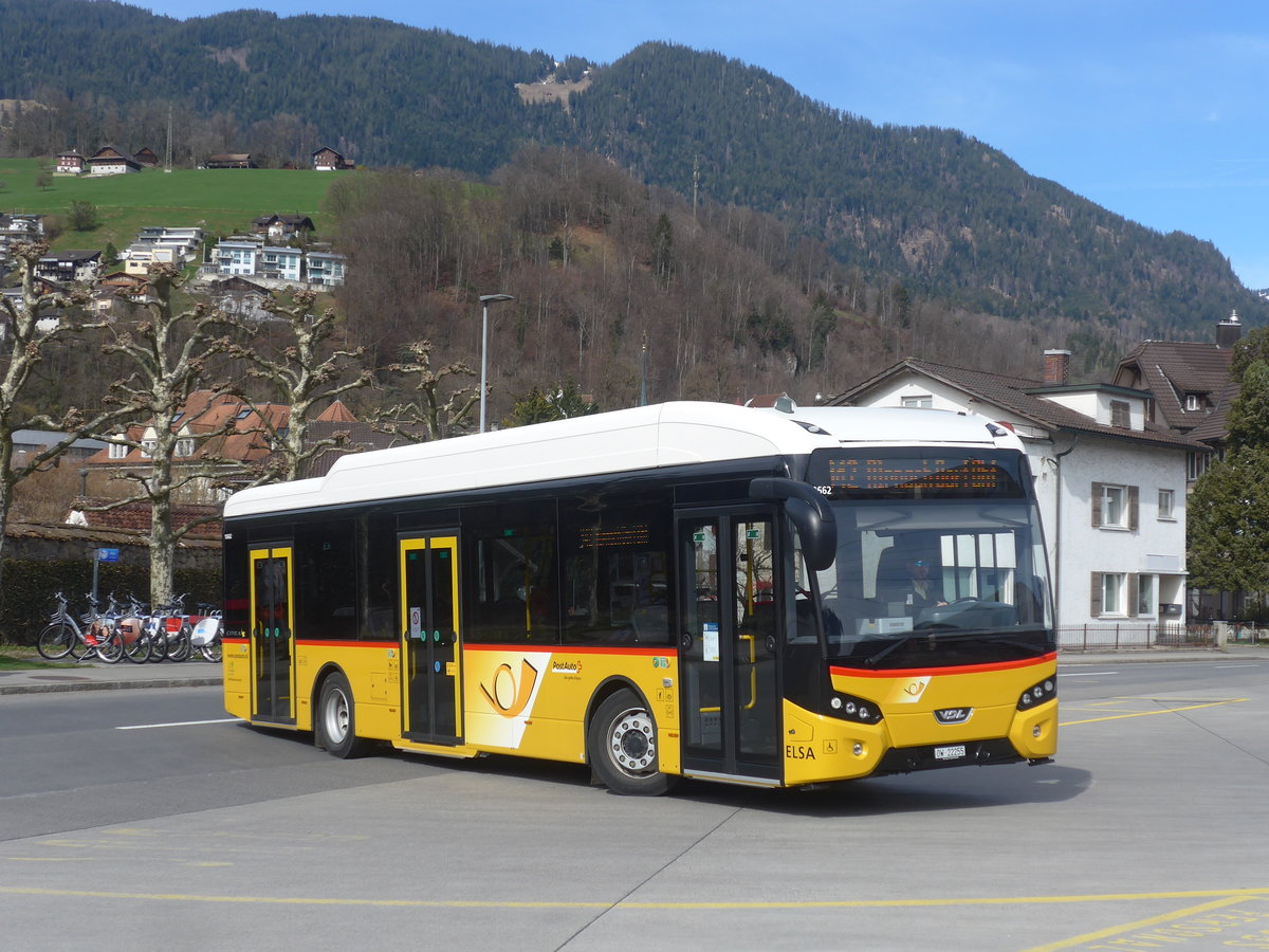 (224'068) - PostAuto Zentralschweiz - Nr. 14/OW 22'255 - VDL am 13. M�rz 2021 beim Bahnhof Sarnen