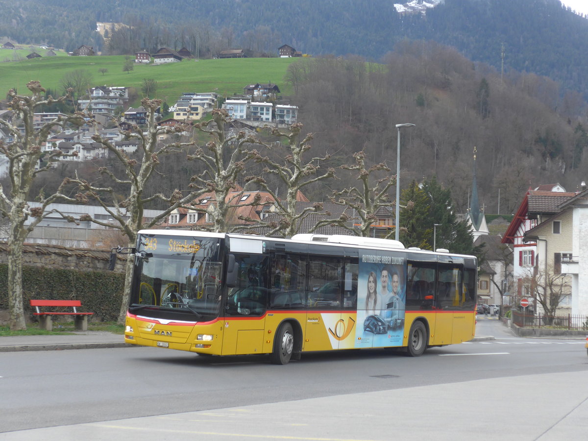 (224'382) - PostAuto Zentralschweiz - Nr. 5/OW 10'002 - MAN (ex Dillier, Sarnen Nr. 5) am 27. M�rz 2021 beim Bahnhof Sarnen