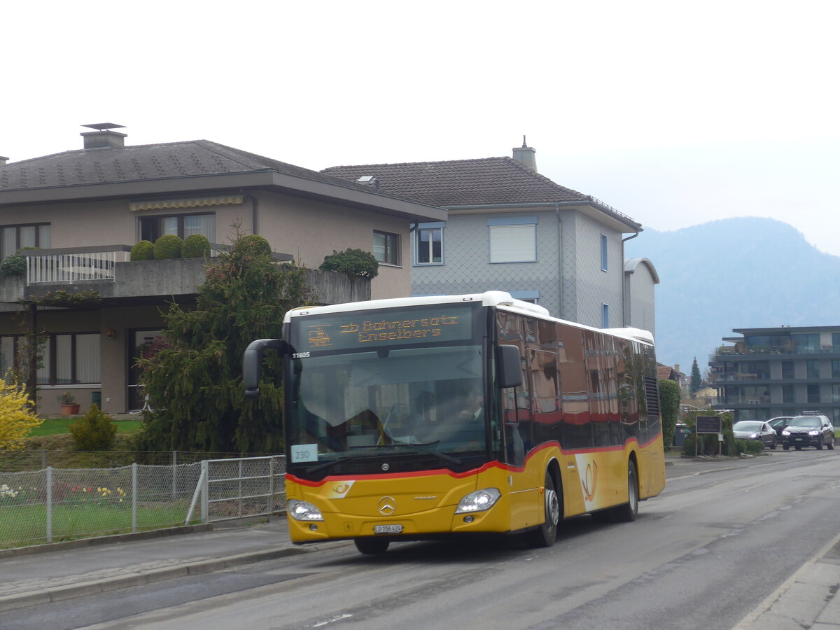 (225'070) - H�fliger, Sursee - Nr. 33/LU 206'424 - Mercedes am 18. April 2021 in Stans, Robert-Durrerstrasse