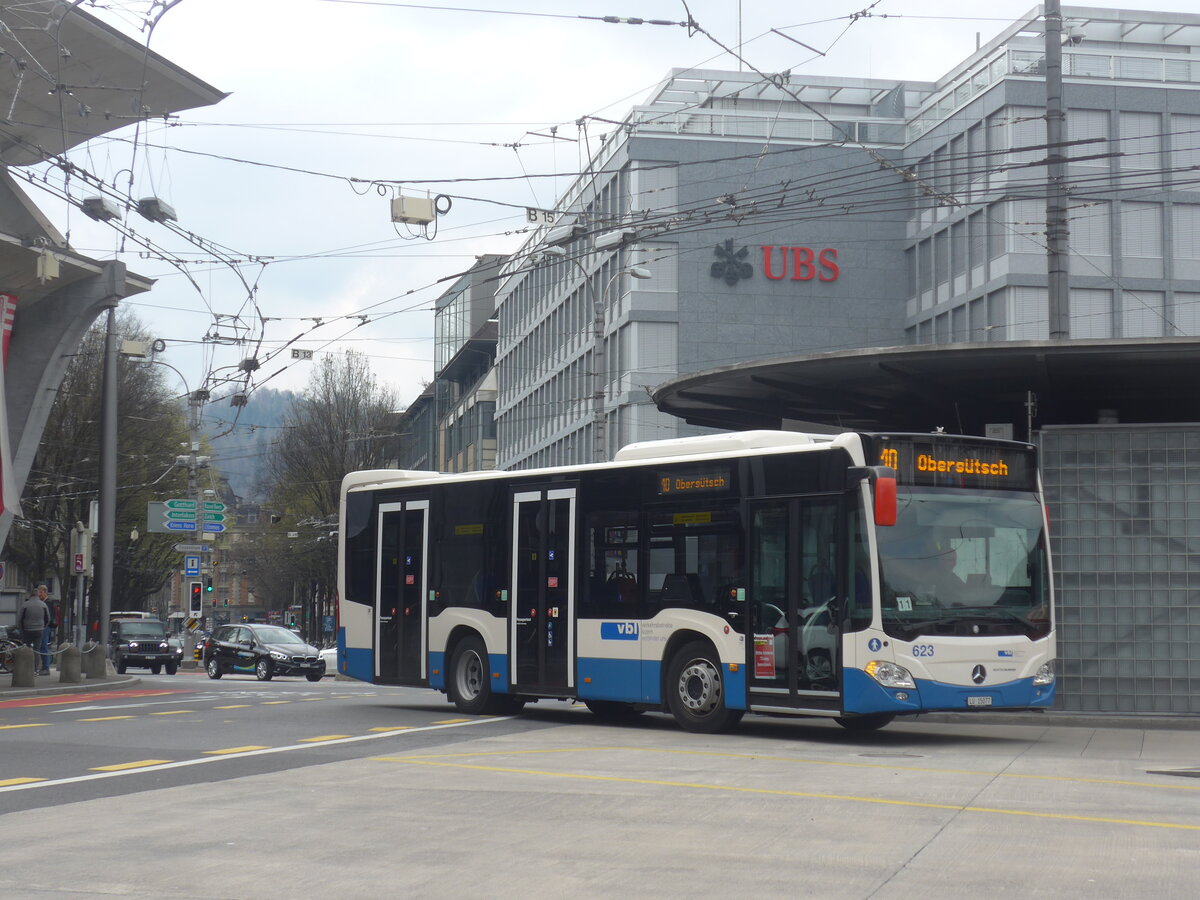 (225'103) - VBL Luzern - Nr. 623/LU 15'077 - Mercedes am 18. April 2021 beim Bahnhof Luzern