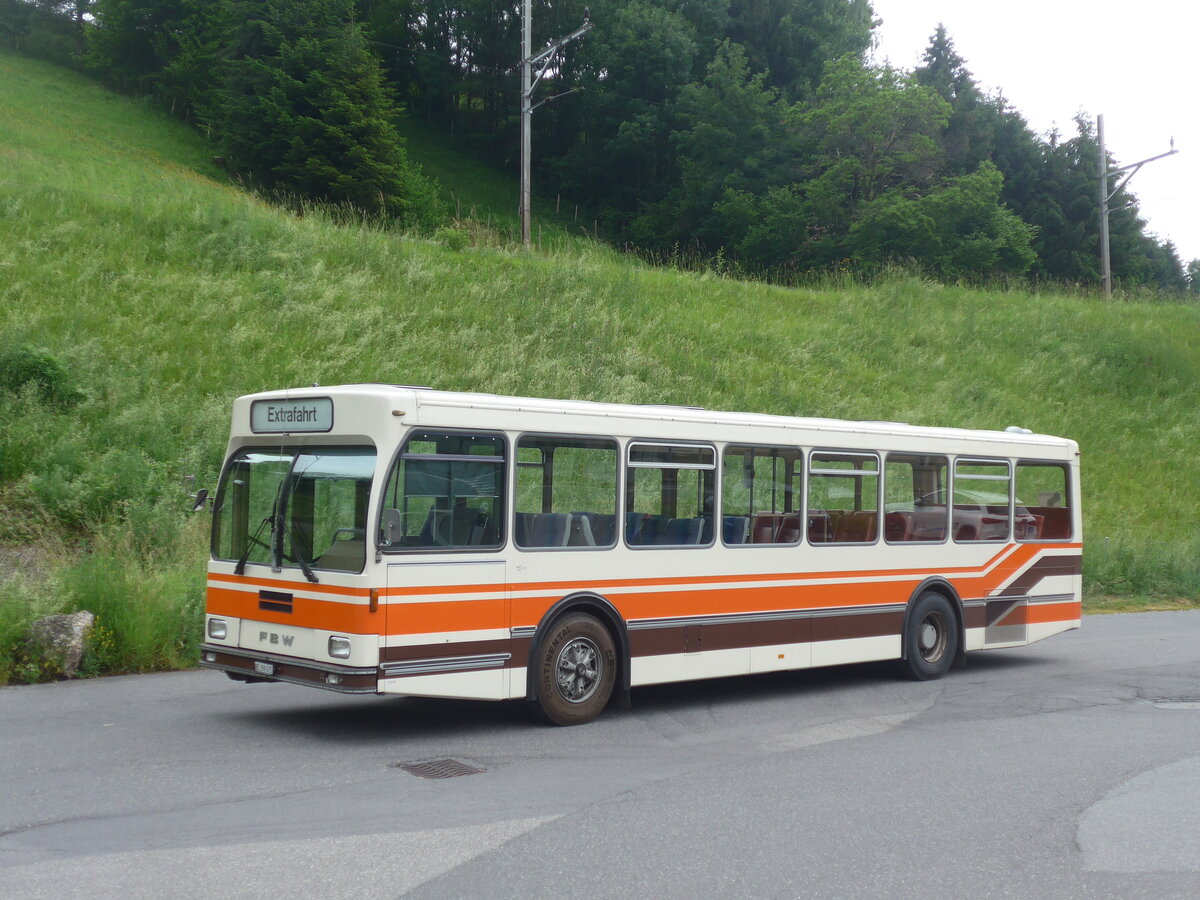 (225'760) - Wegm�ller, M�nsingen - BE 399'675 - FBW/R&J (ex Bamert, Wollerau) am 6. Juni 2021 in K�ssnacht, Rest. Frohsinn