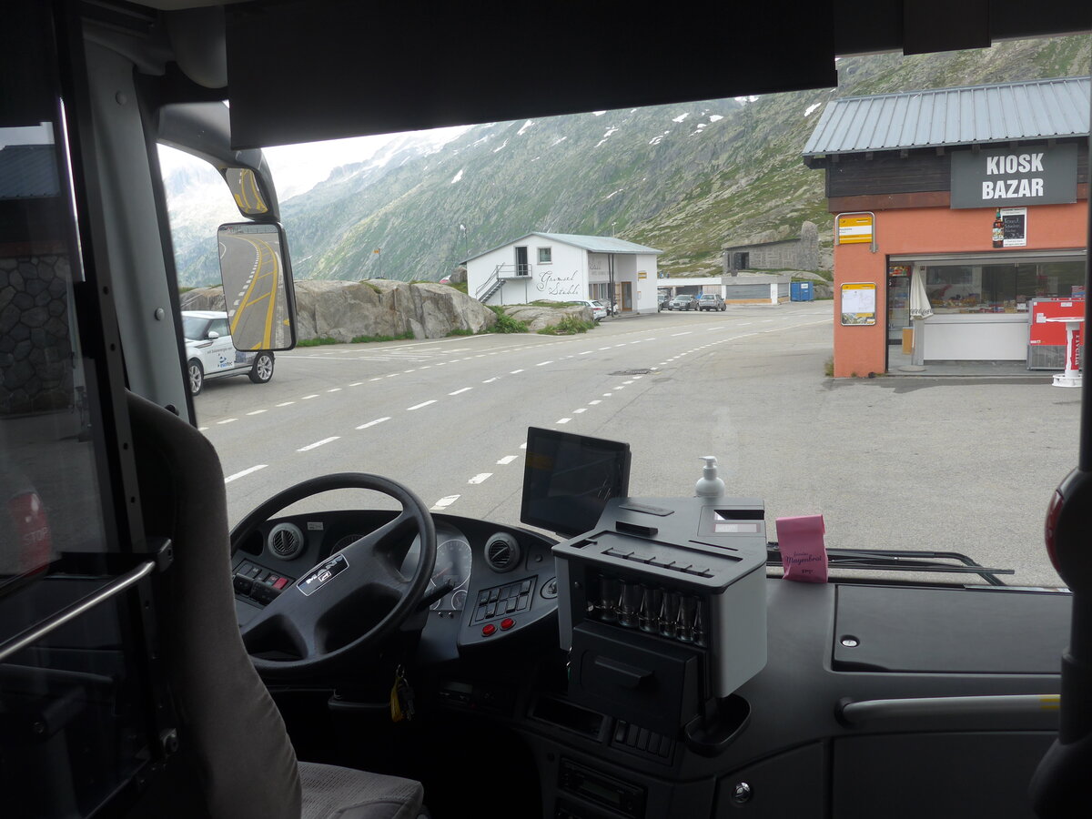 (226'748) - PostAuto Zentralschweiz - Nr. 20/OW 10'070 - MAN (ex Dillier, Sarnen Nr. 20) am 24. Juli 2021 in Grimsel, Passh�he (Innenaufnahme)