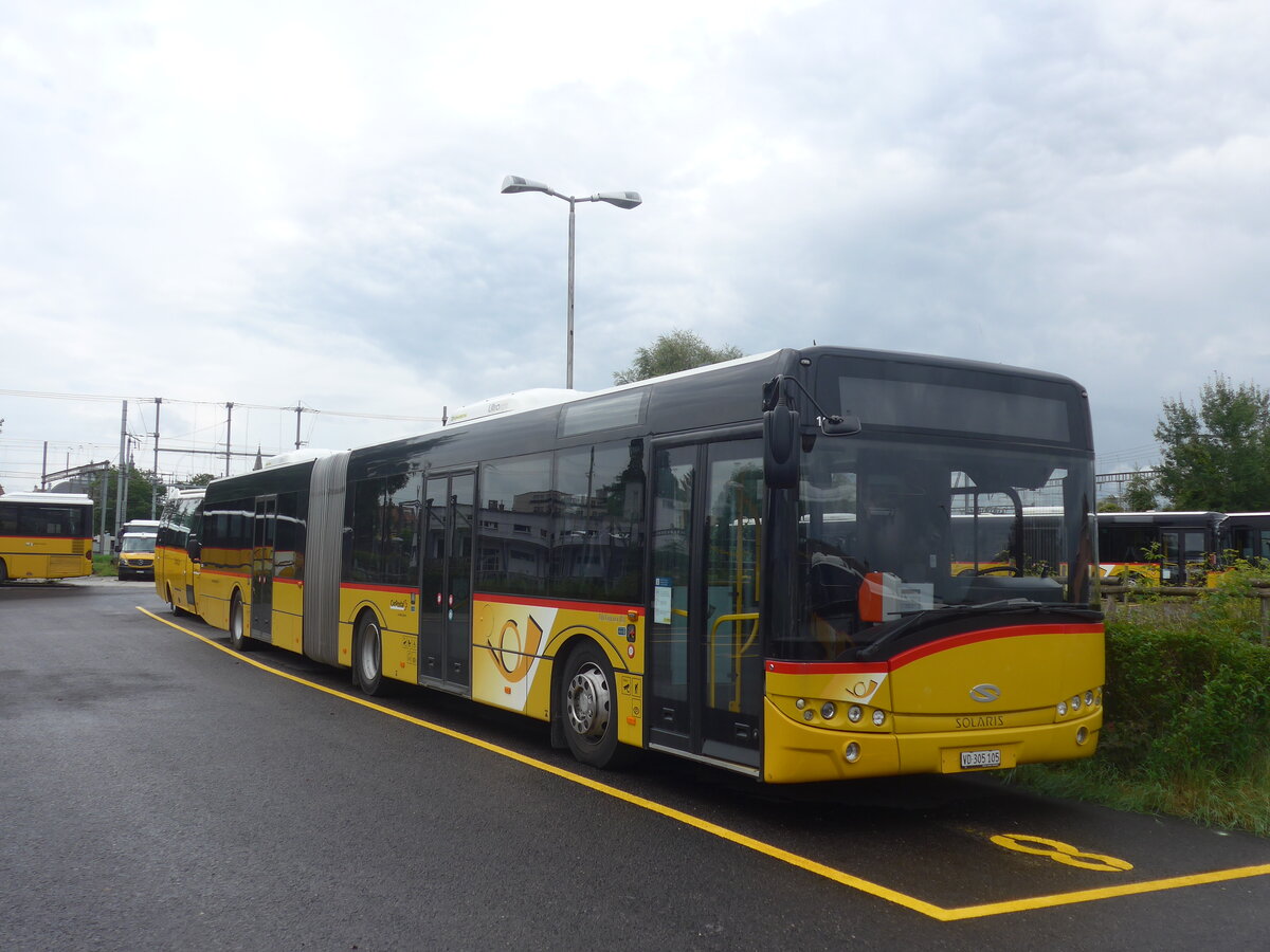 (226'883) - CarPostal Ouest - VD 305'105 - Solaris am 1. August 2021 in Yverdon, Garage