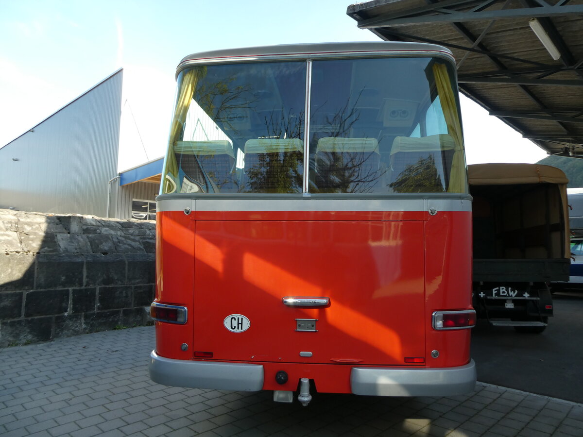 (228'525) - FBW-Club, M�nnedorf - FBW/R&J (ex Tiemann, Oetwil Nr. 19; ex W�est, Brittnau; ex Wespe, Altst�tten; ex AFA Adelboden Nr. 19) am 2. Oktober 2021 in N�fels, FBW-Museum