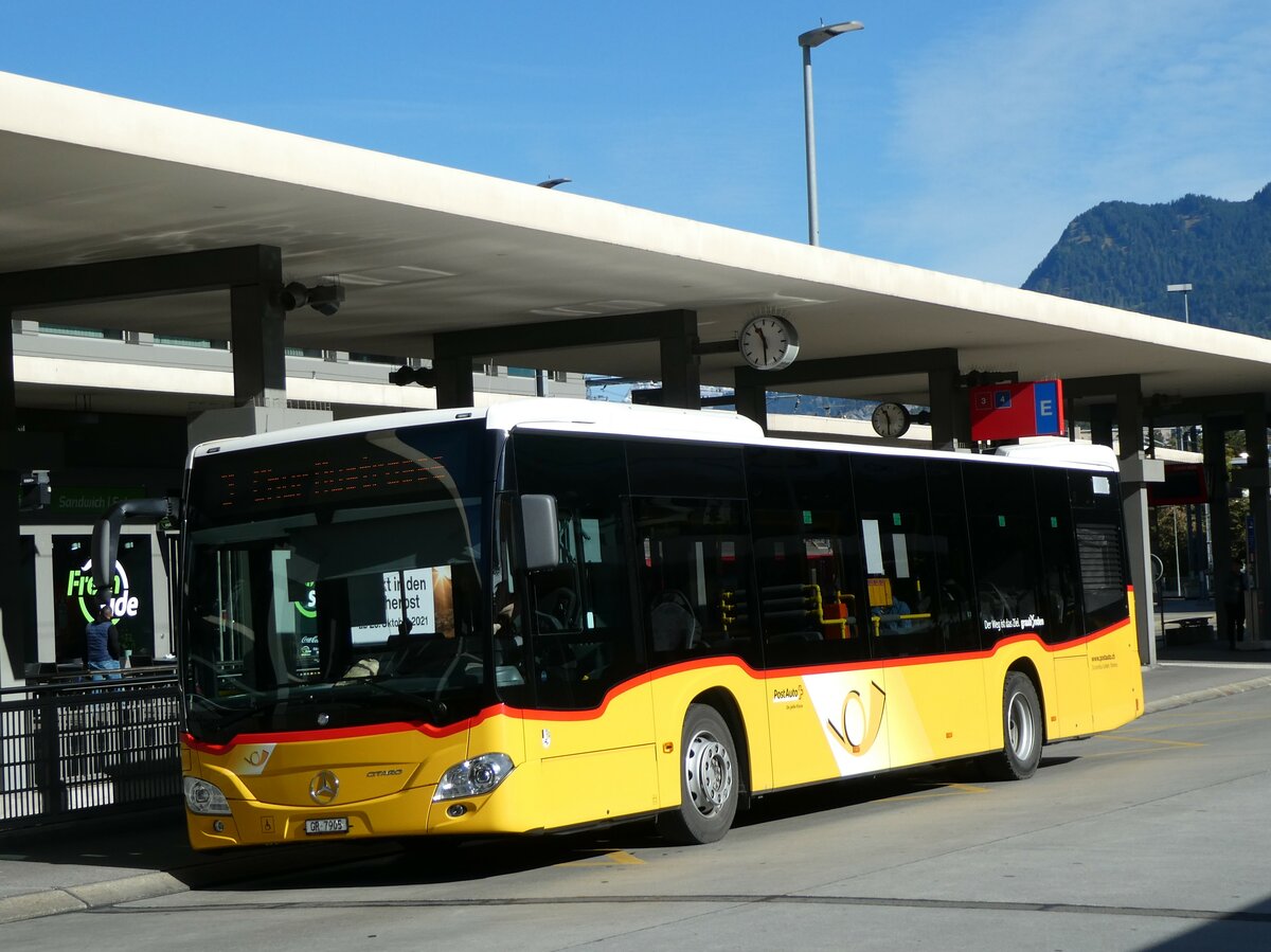 (229'242) - Dnser, Trimmis - GR 7905 - Mercedes am 15. Oktober 2021 beim Bahnhof Chur